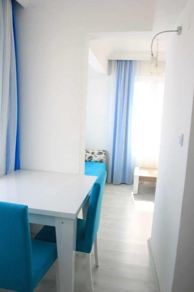 Mavi Butik Apart Çeşme Exterior foto