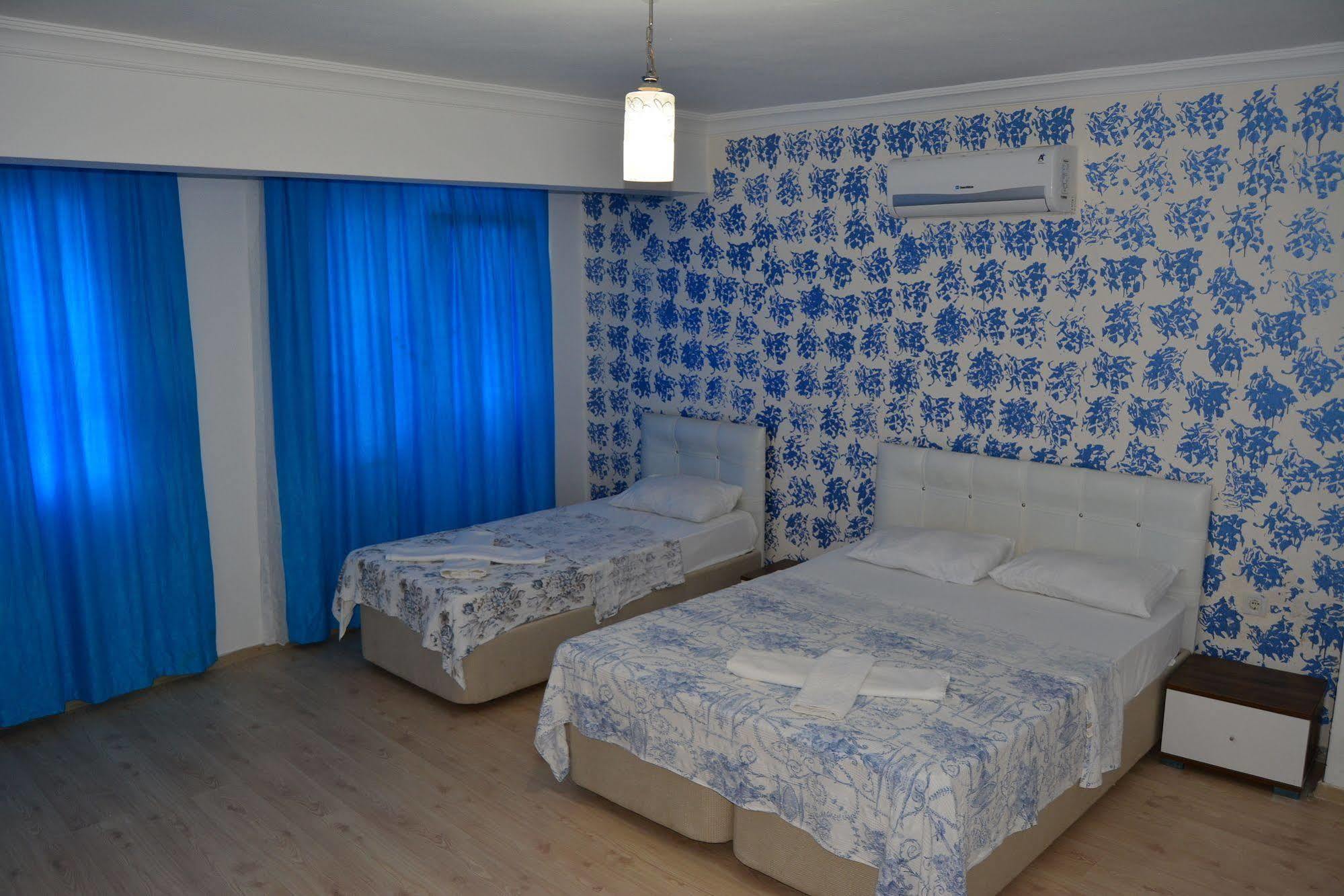 Mavi Butik Apart Çeşme Exterior foto